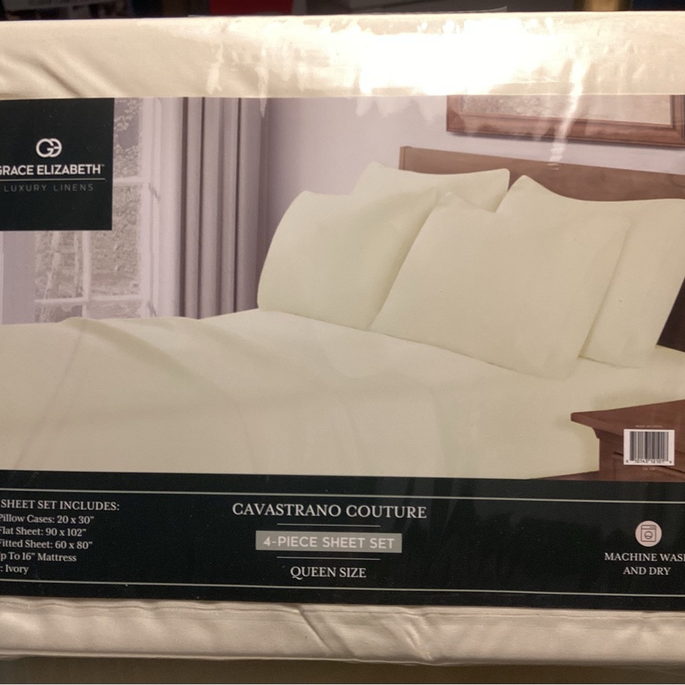 Queen  Sheet Set in Ivory. New Fits 16” Mattress